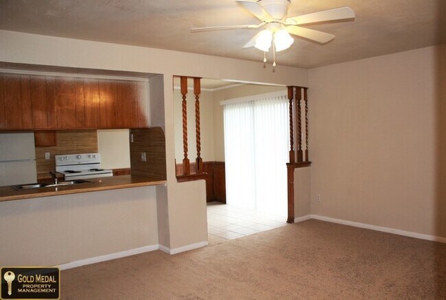 Foto del edificio - 3906 Charolais Dr