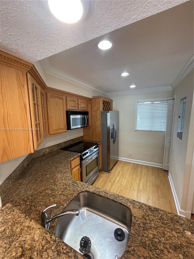Building Photo - 1501 E Broward Blvd