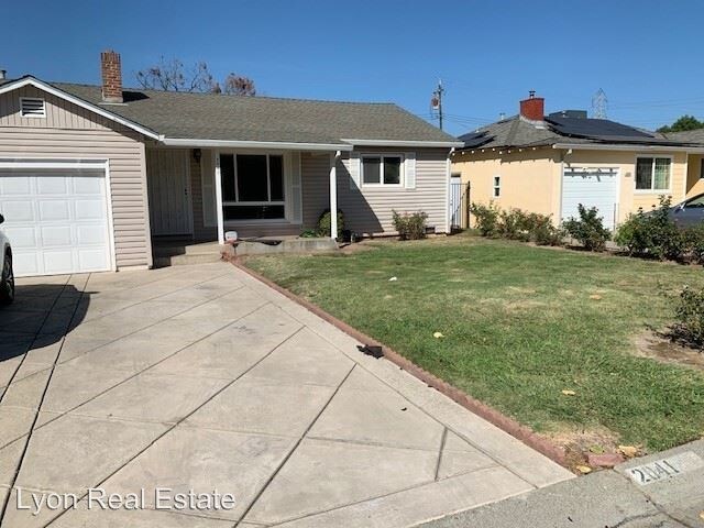 Foto principal - 3 br, 1 bath House - 2041 Joan Way