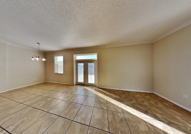 Building Photo - 635 Heather Glen Loop