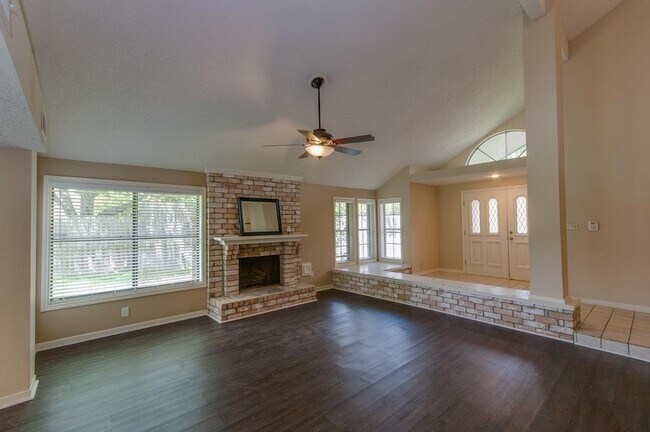Foto del edificio - 11310 Chiselhurst Way Ct