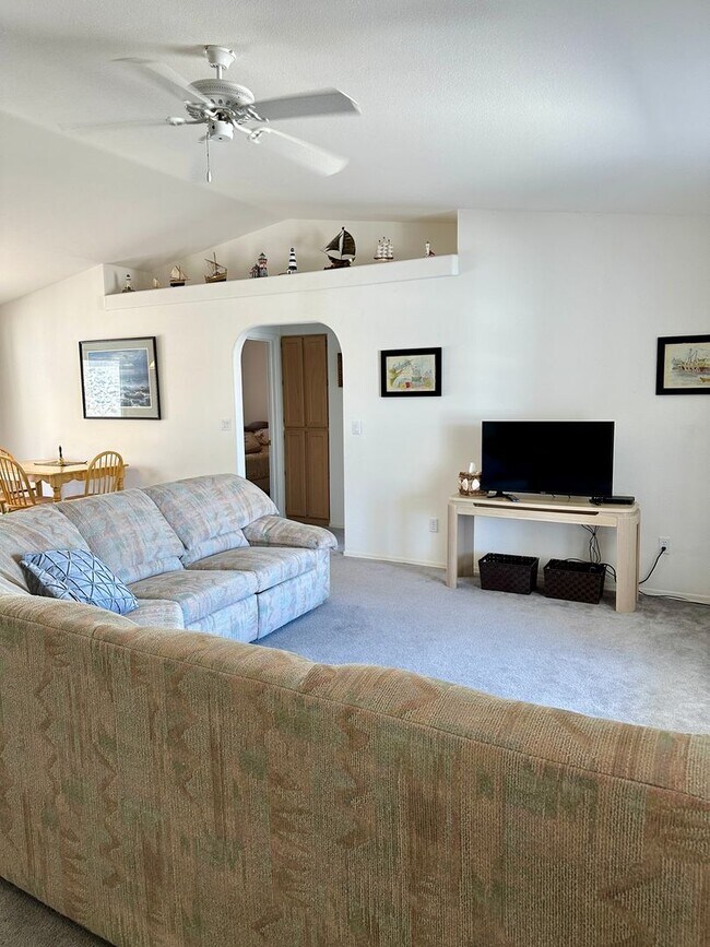 Foto del edificio - Winter 25/26 Furnished Rental - October th...