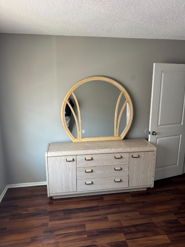 Building Photo - 313 Amherst Ave