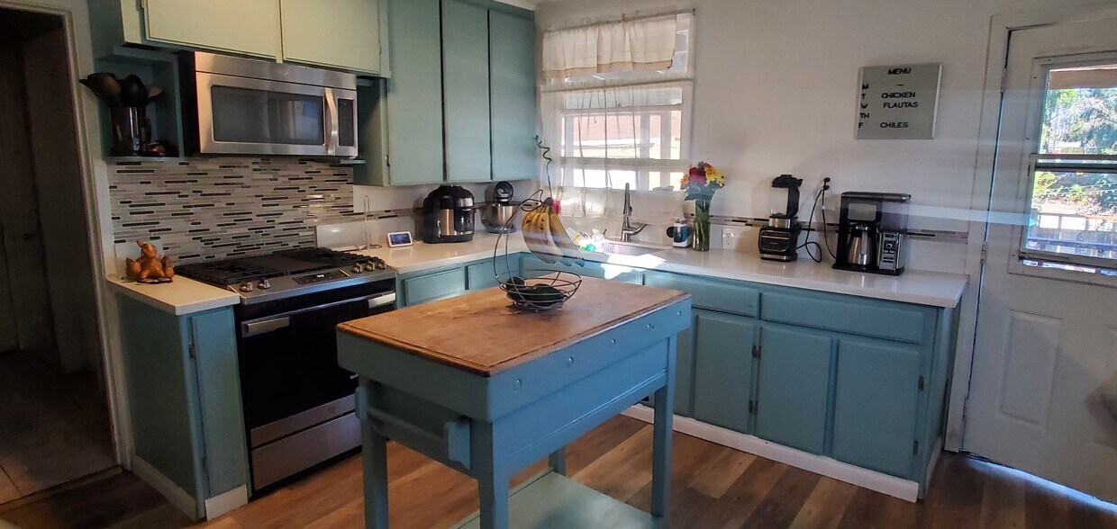 1242 Walnut St, San Bernardino, CA 92410 House Rental in San