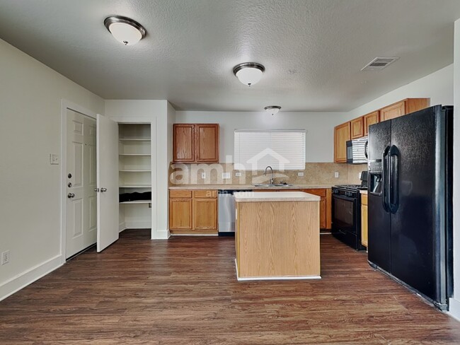 Building Photo - 6327 Torrance Elms Ct