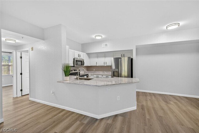 Building Photo - 15585 Ocean Walk Circle