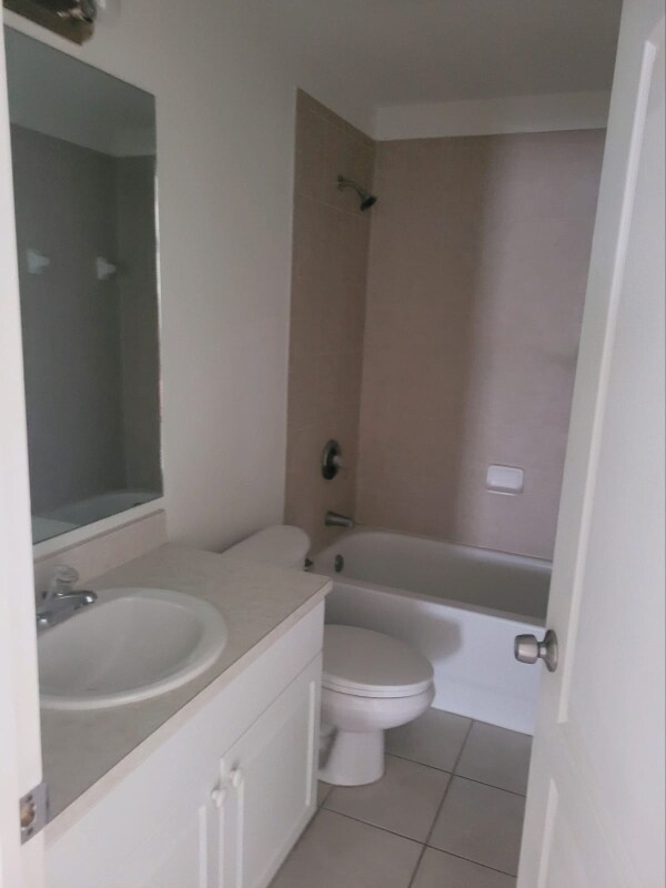 Foto del edificio - 2813 34th St W