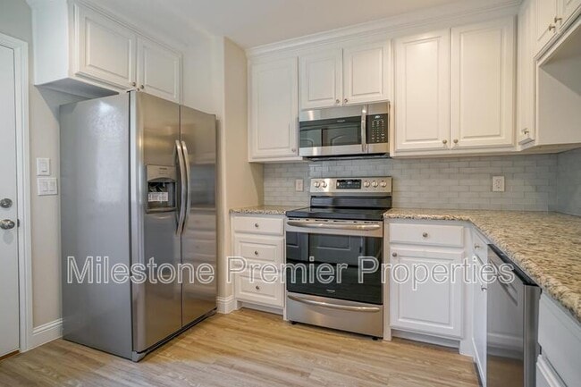 Foto del edificio - 931 N Barrett Ave