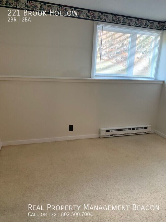 Building Photo - 2 BR/2 BA $2100 plus utilities