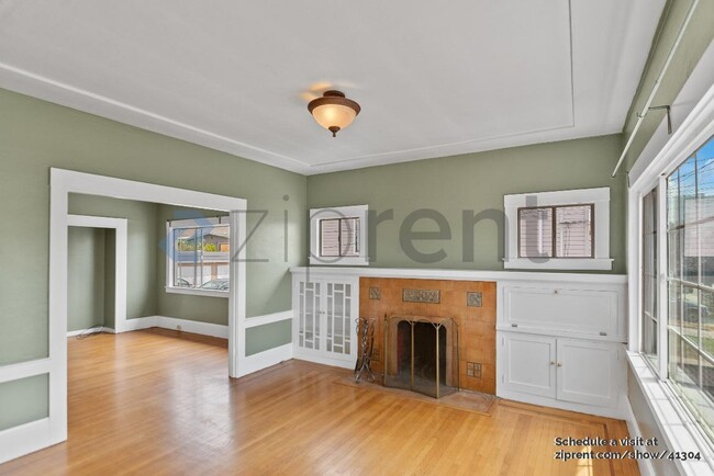 Building Photo - 850 40th St