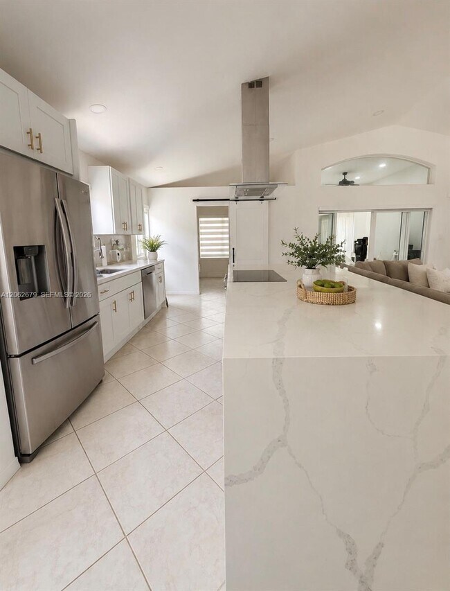 Foto del edificio - 5431 SW 163rd Ct