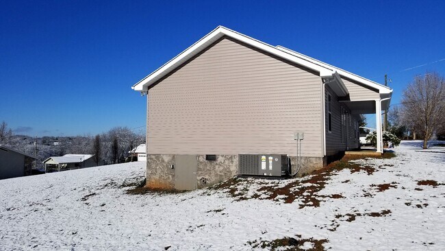 Foto del edificio - 2144 Red Bank Cir