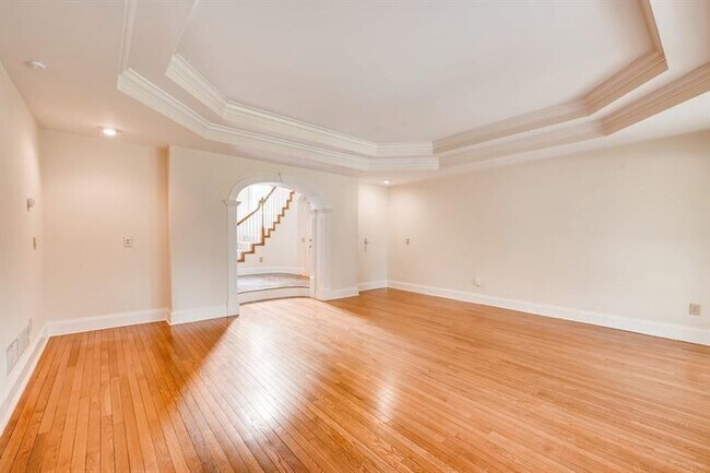 Foto del edificio - 200 River Bluff Pkwy