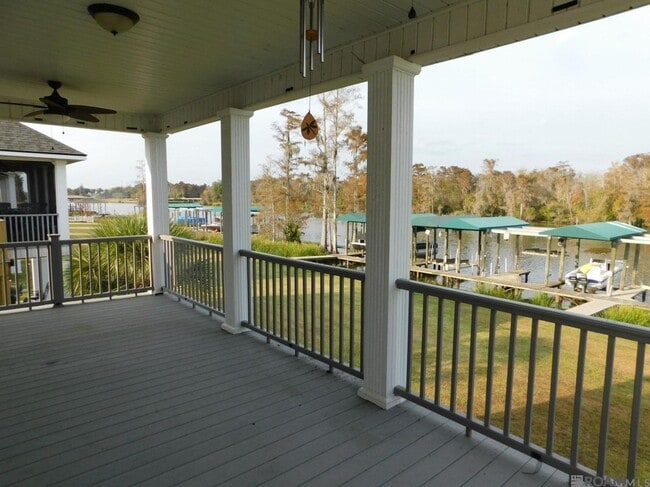 Building Photo - 11182 River Highlands Dr