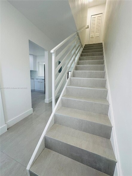 Building Photo - 7157 W 19th Ct