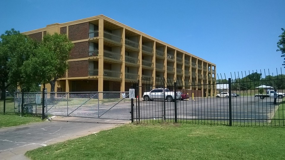 Primary Photo - Calvary Towers Apartments