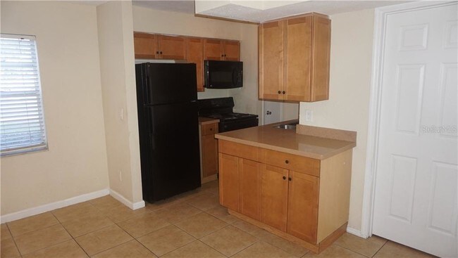 Building Photo - 207 Red Cedar Pl