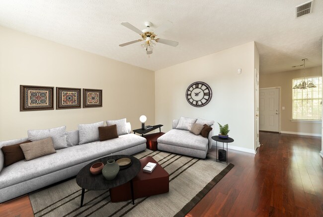 Building Photo - 6057 Camden Forrest Dr