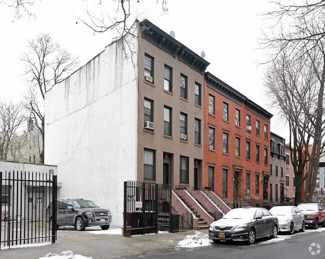 Foto del edificio - 346 State St
