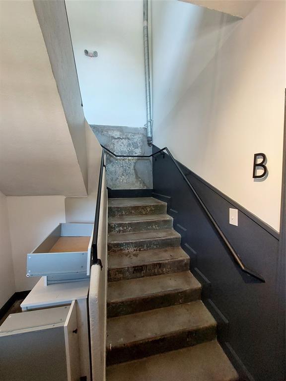 Building Photo - 6825 Avenue C