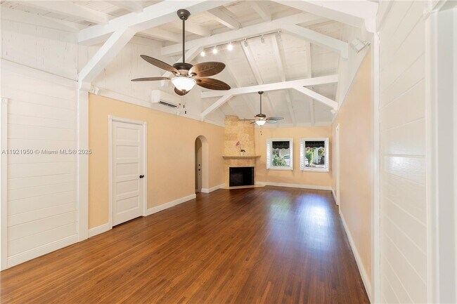 Foto del edificio - 1260 Milan Ave