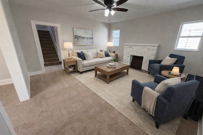 Foto del edificio - Newly Renovated 5-Bedroom Akron Home with Huge Deck + Fenced Yard