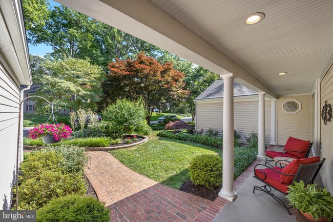 Building Photo - 500 Old Orchard Cir
