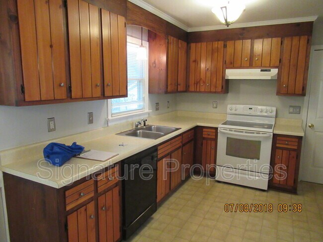 Building Photo - 2210 Turtle Hill Ln