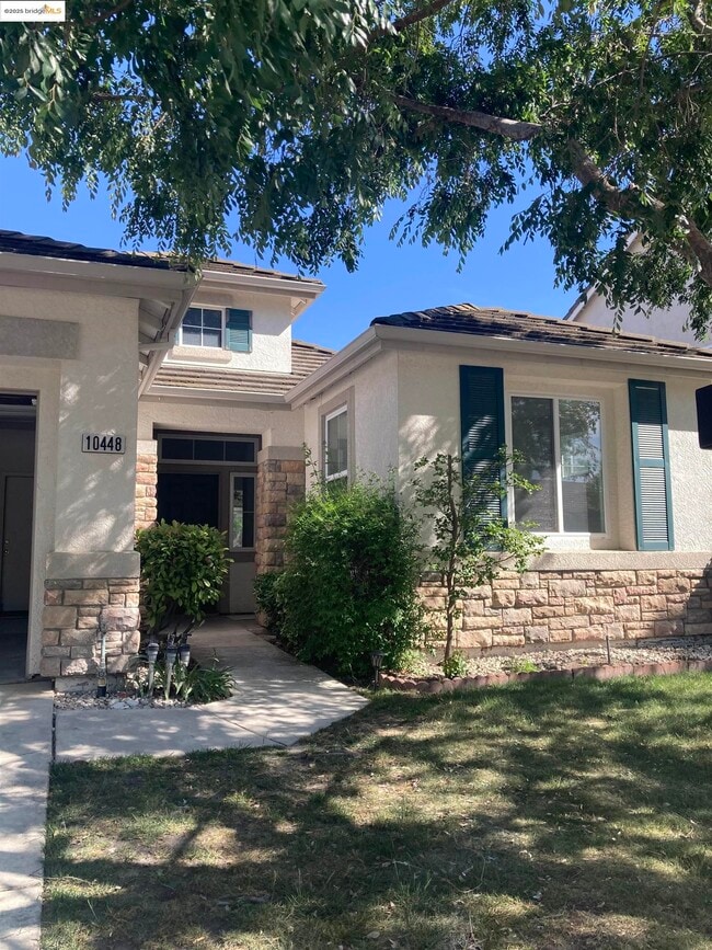Building Photo - 10448 Almanor Cir