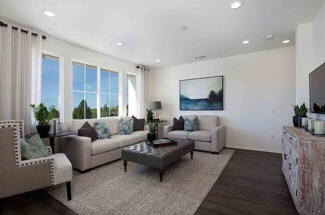Building Photo - 1250 Calle Seabass