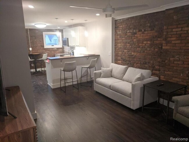 Building Photo - 1227 Bagley St