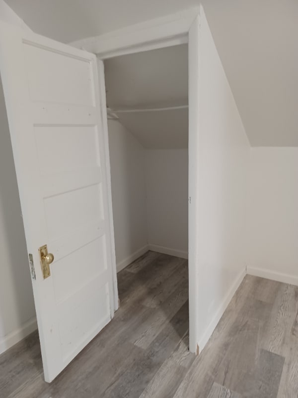 Building Photo - 92 Twiss St