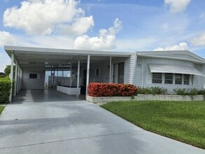 Building Photo - 215 48th Ave Terrace W