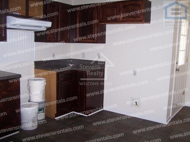 Foto del edificio - 217 W 37th St