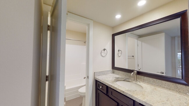 Interior Photo - 27 Seventy Five Mesa Verde