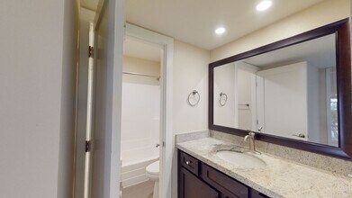Interior Photo - 27 Seventy Five Mesa Verde