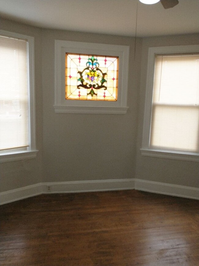 Building Photo - 343-345 Ludlow Avenue