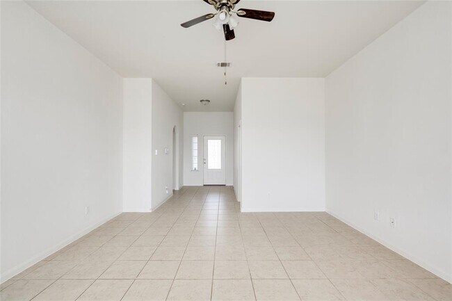 Foto del edificio - 13720 Nelson Houser St