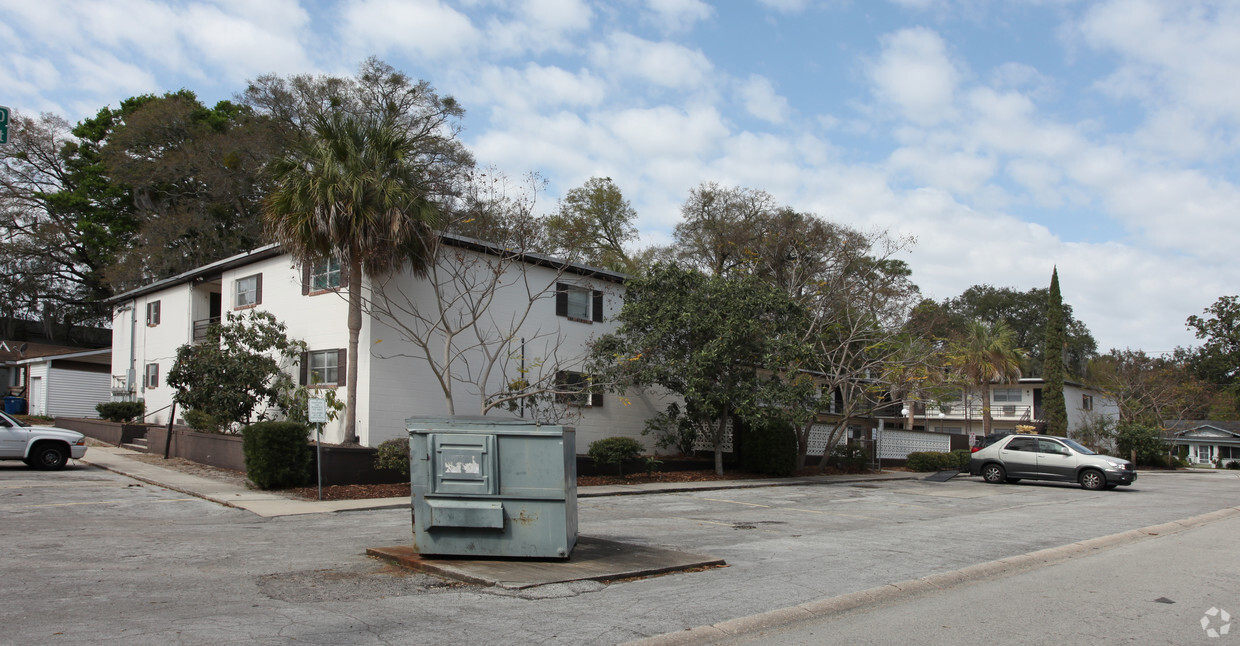 Exterior of Building - Almira Garden Apartments