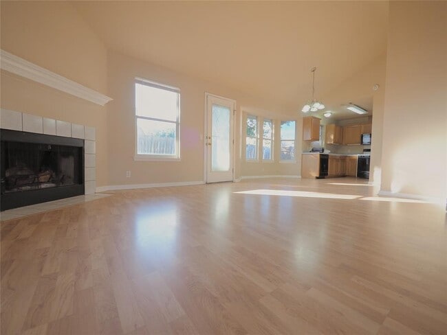 Building Photo - 205 Caladium Dr