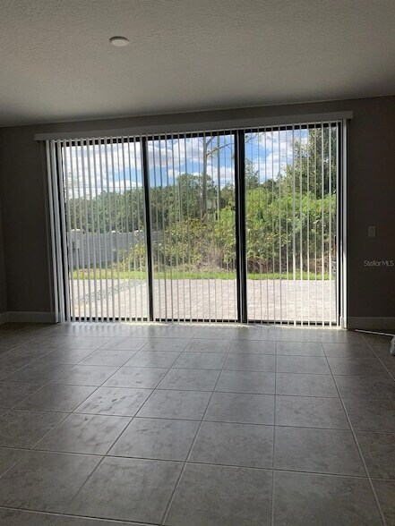 Building Photo - 4702 Terra Esmeralda Dr