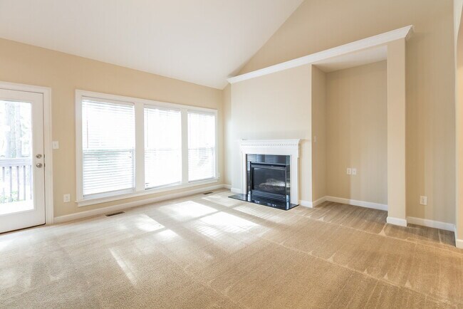 Building Photo - 205 Plott Hound Ln