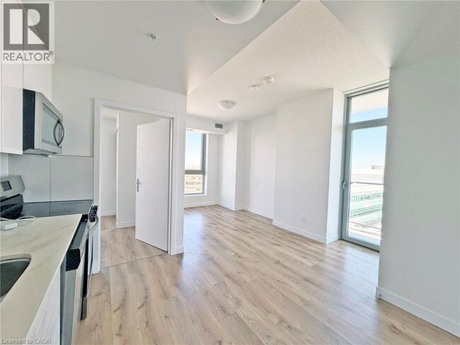 Building Photo - 60 Frederick St