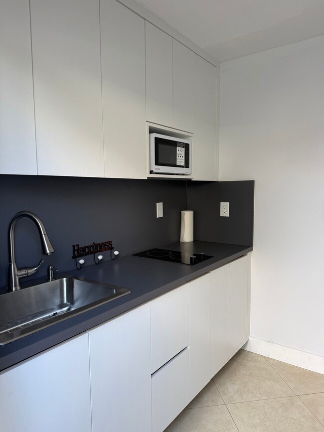 Foto del edificio - 10340 SW 43rd St