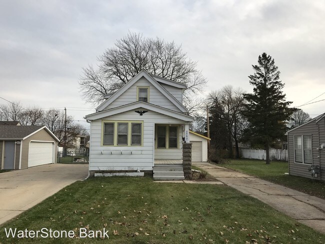 Building Photo - 2562 S 69th St