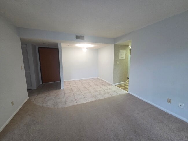 Comedor - 2581 Countryside Blvd