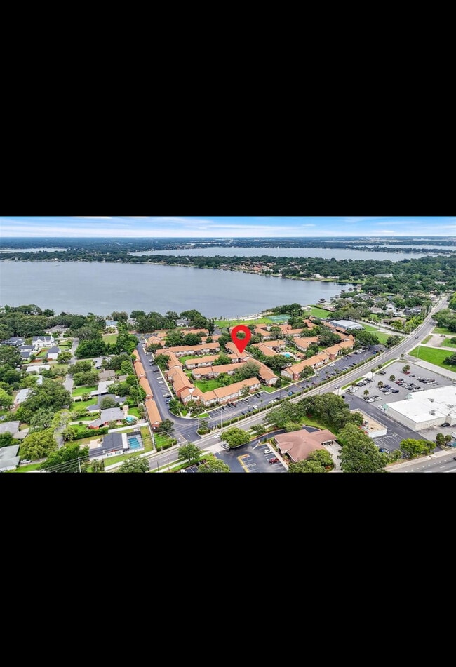 Foto del edificio - 5323 Hansel Ave