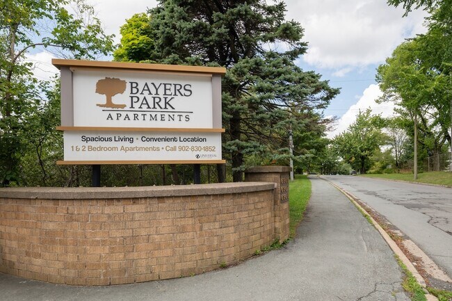 Photo du bâtiment - Bayers Park Apartments