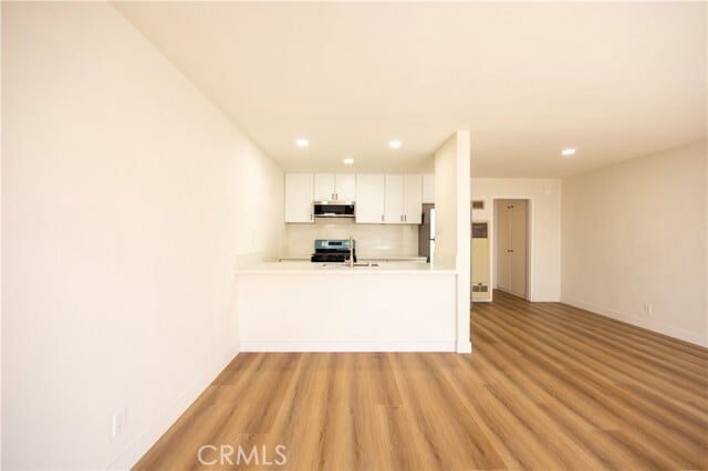 Building Photo - 115 N Walnuthaven Dr