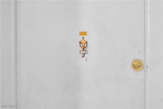 Building Photo - 1415 Wyandotte Ave